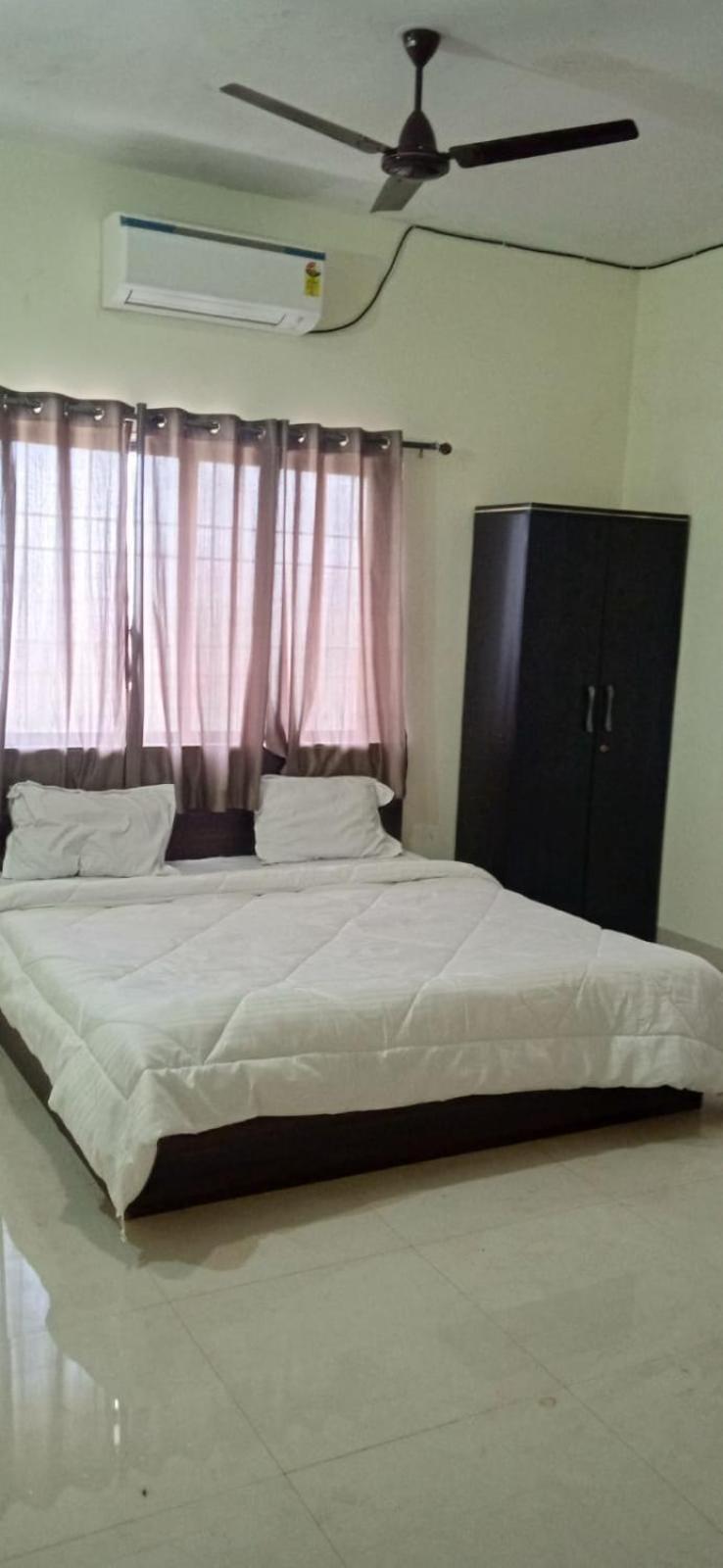 Blue Bell Homestay Lonavala Buitenkant foto