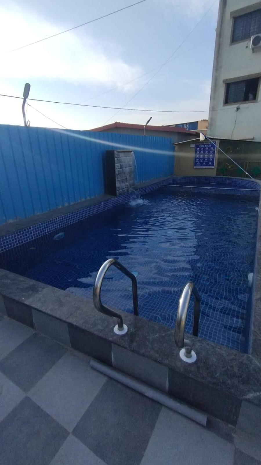 Blue Bell Homestay Lonavala Buitenkant foto